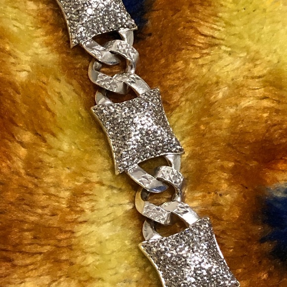 925 CZ cuban link 10mm Bracelet Unisex - Picture 3 of 6